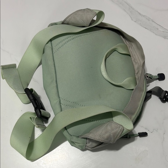 The North Face Men's Green Bag - Picture 2 of 4